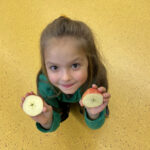 Vánoční zvyky - krájení jablíček